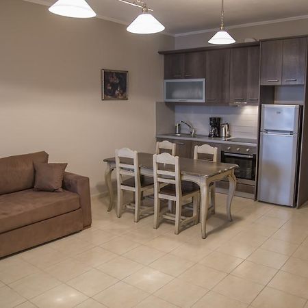 Aperanto House Paralia Loutsas Luaran gambar