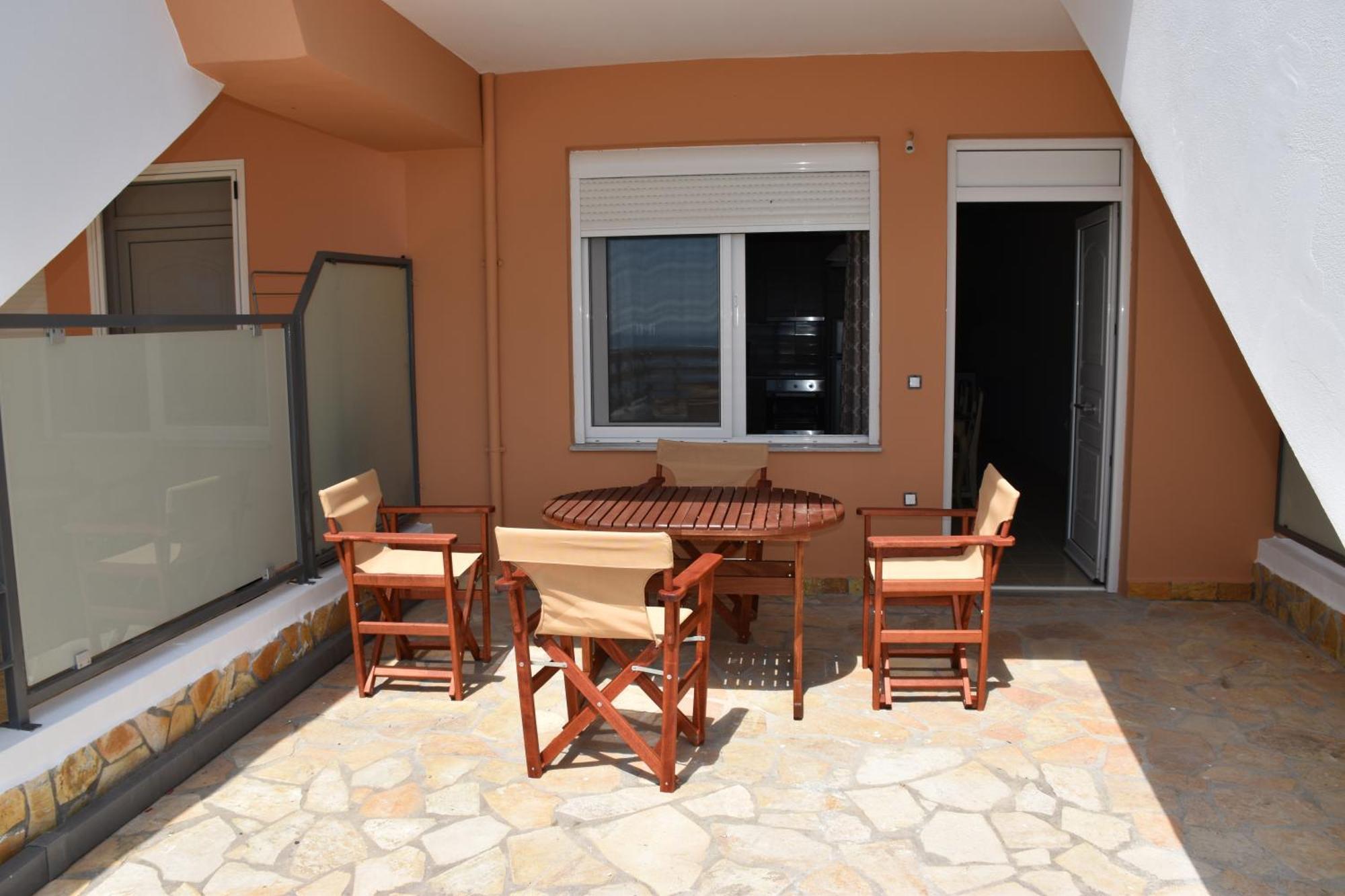 Aperanto House Paralia Loutsas Bilik gambar